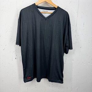 Raw Rolling Papers Size 2X Black & Gray V Neck Short Sleeve Shirt